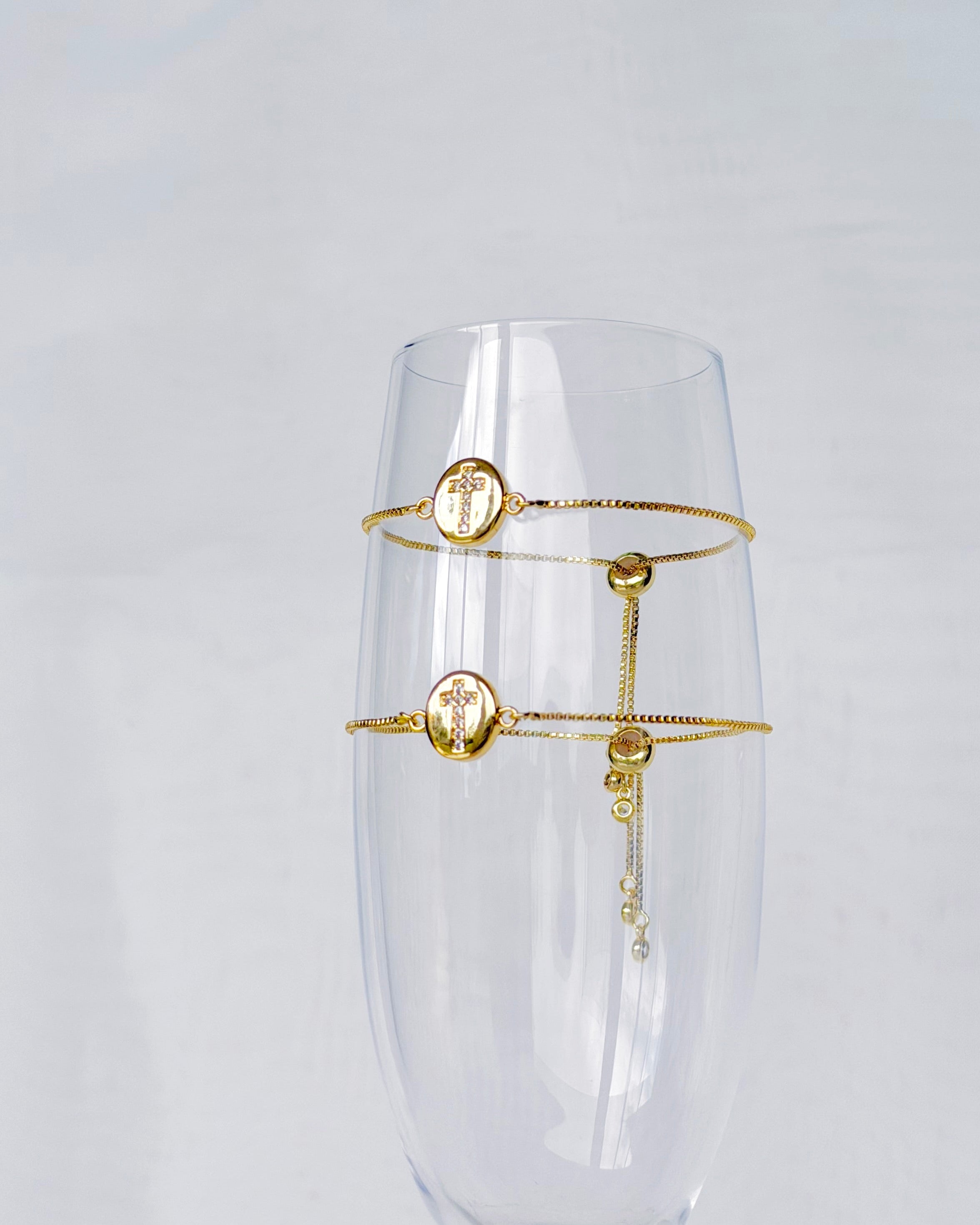 Cross Shinny Bracelet