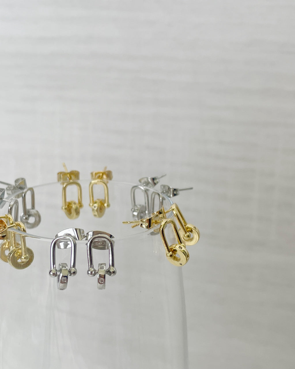 Hera Studs