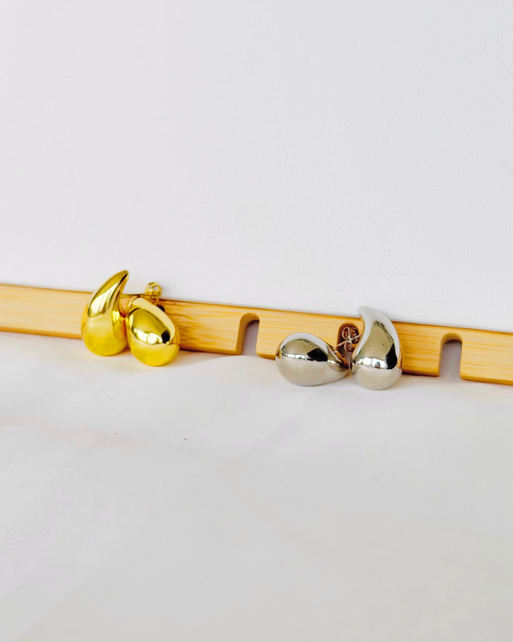 Maxi Drop Studs