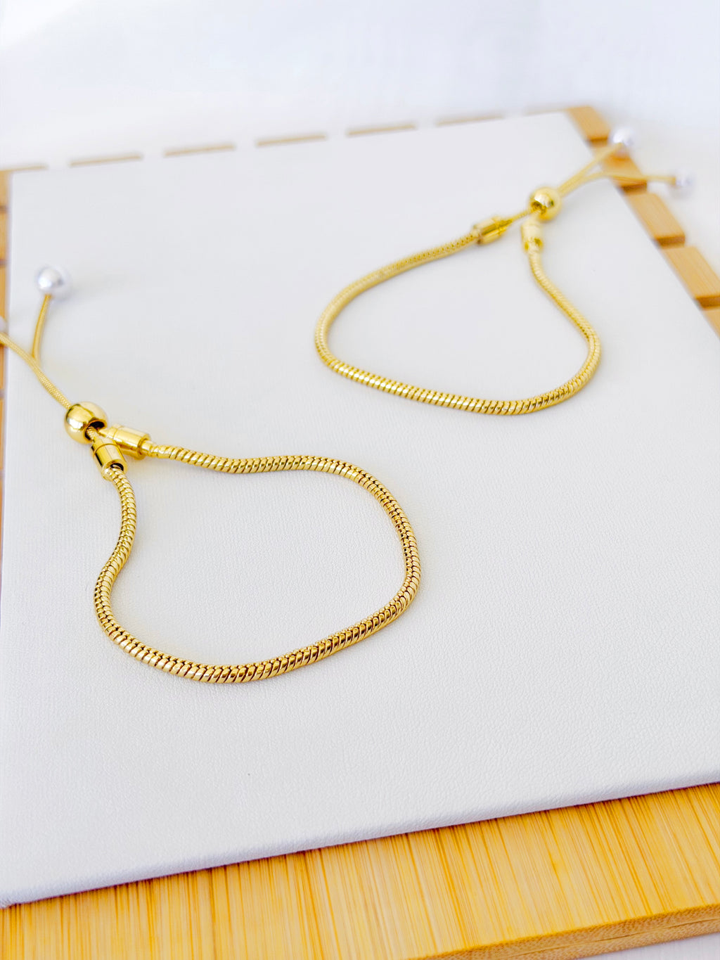 Simple Pearl Bracelet