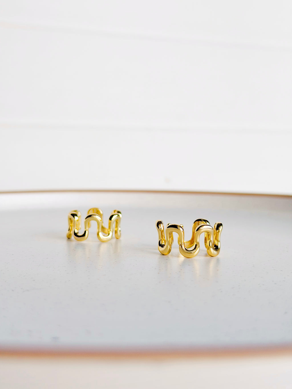 Wavy Ring